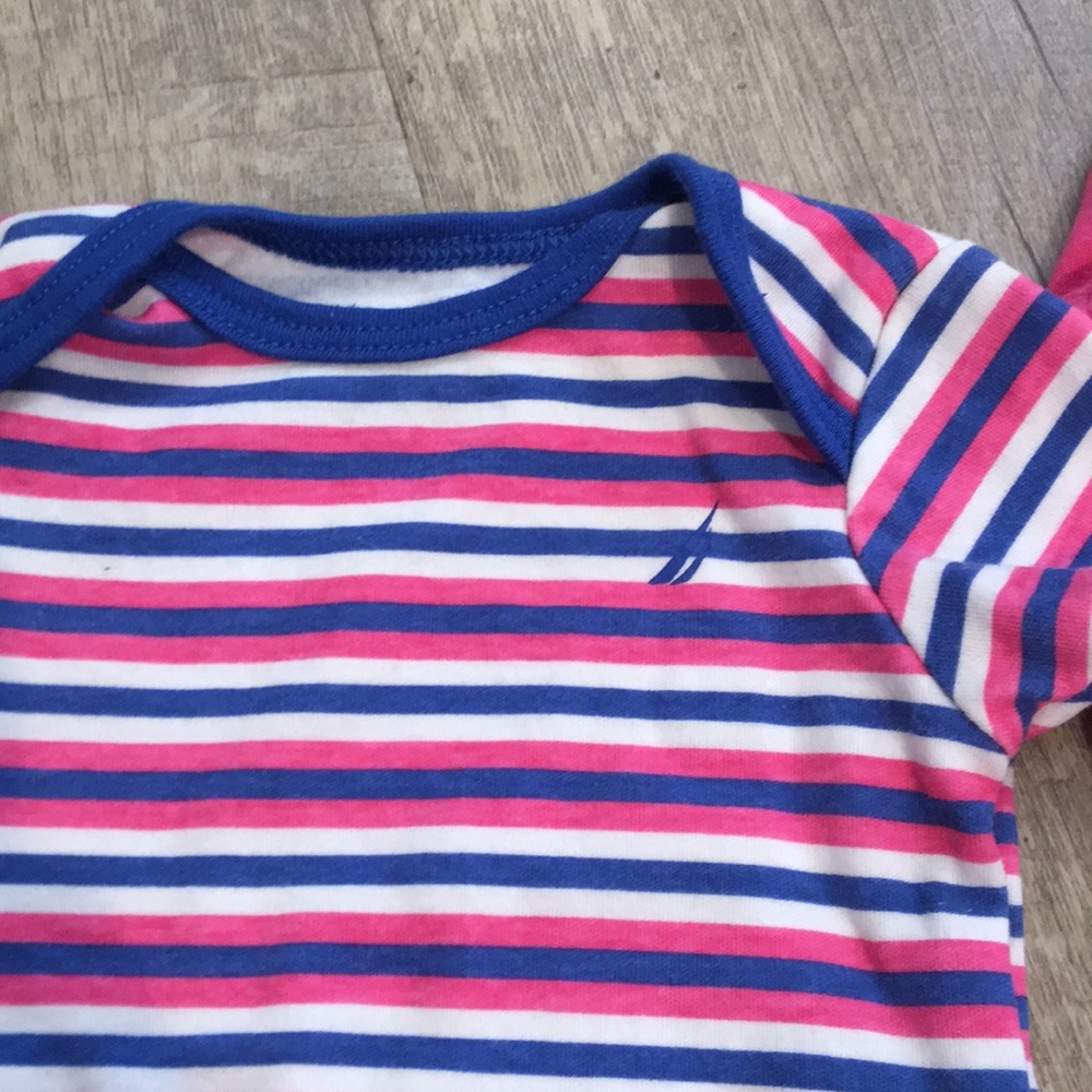 Bundle of 3 Nautica onsies - Picture 5 of 6